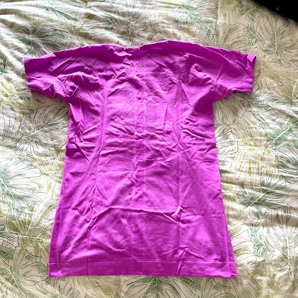 Lululemon top